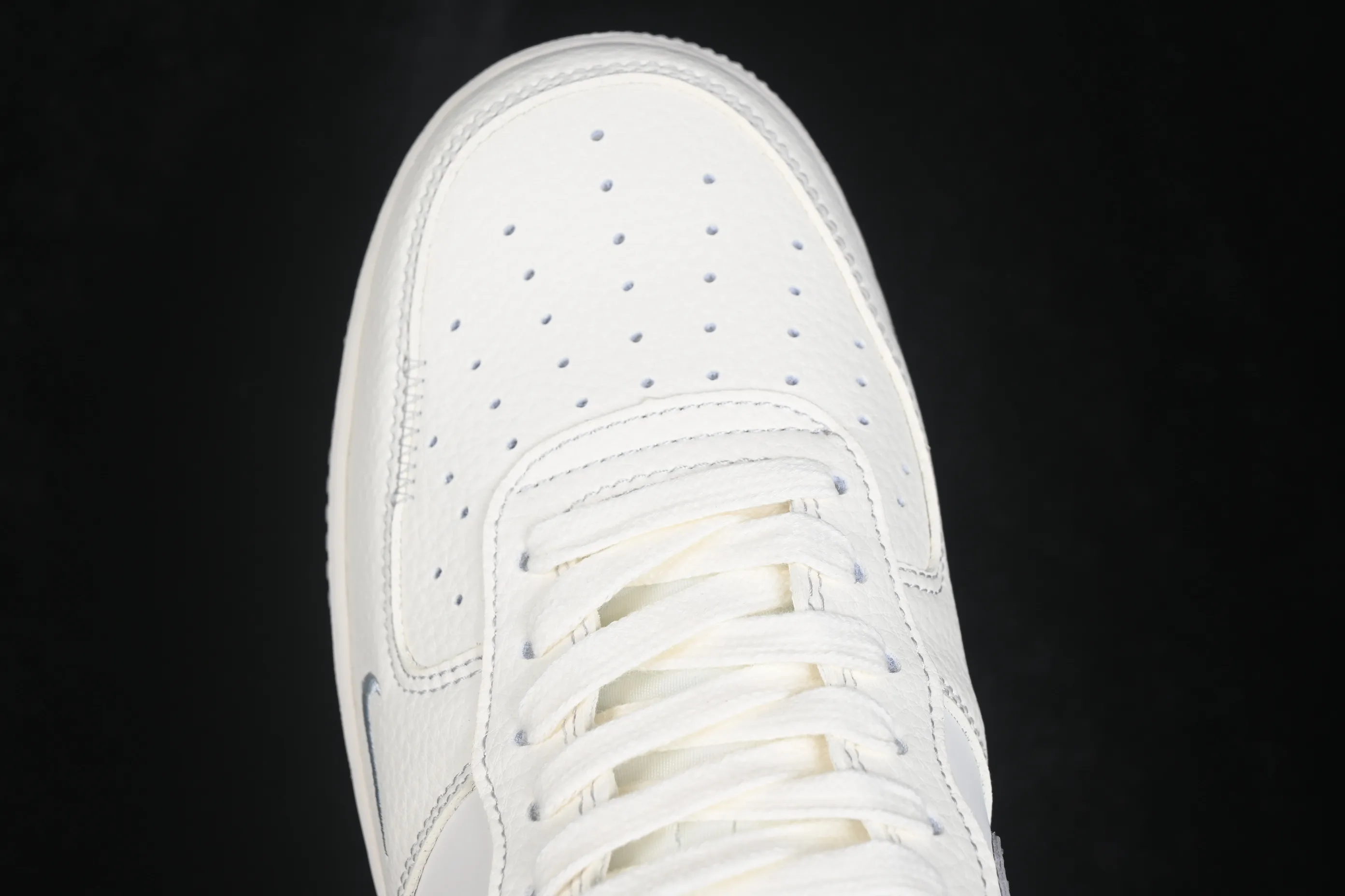 All categories Nk Air Force 1 Air Force series Nk Air Force 1 Low Air Force low-top Nike Air Force 1'07 Low Air Force 1 low-top casual sneakers DN9688-110